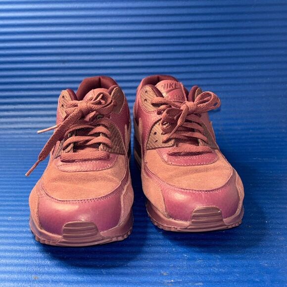Size 8.5- Men’s Nike Air Max 90 Premium “Vintage Wine” 700155-601 Running RARE - Picture 3 of 8